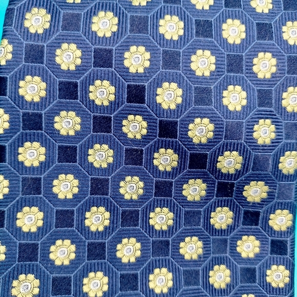 JOSEPH ABBOUD Necktie Tie Imported Silk Blue Yellow Flowers and Squares Designer - Picture 3 of 9